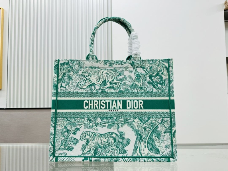 Dior Shopping Bags